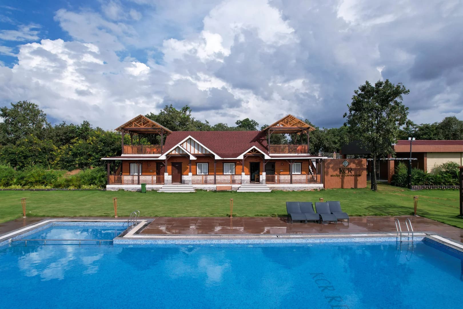 DestinMe KCR Resorts & Convention